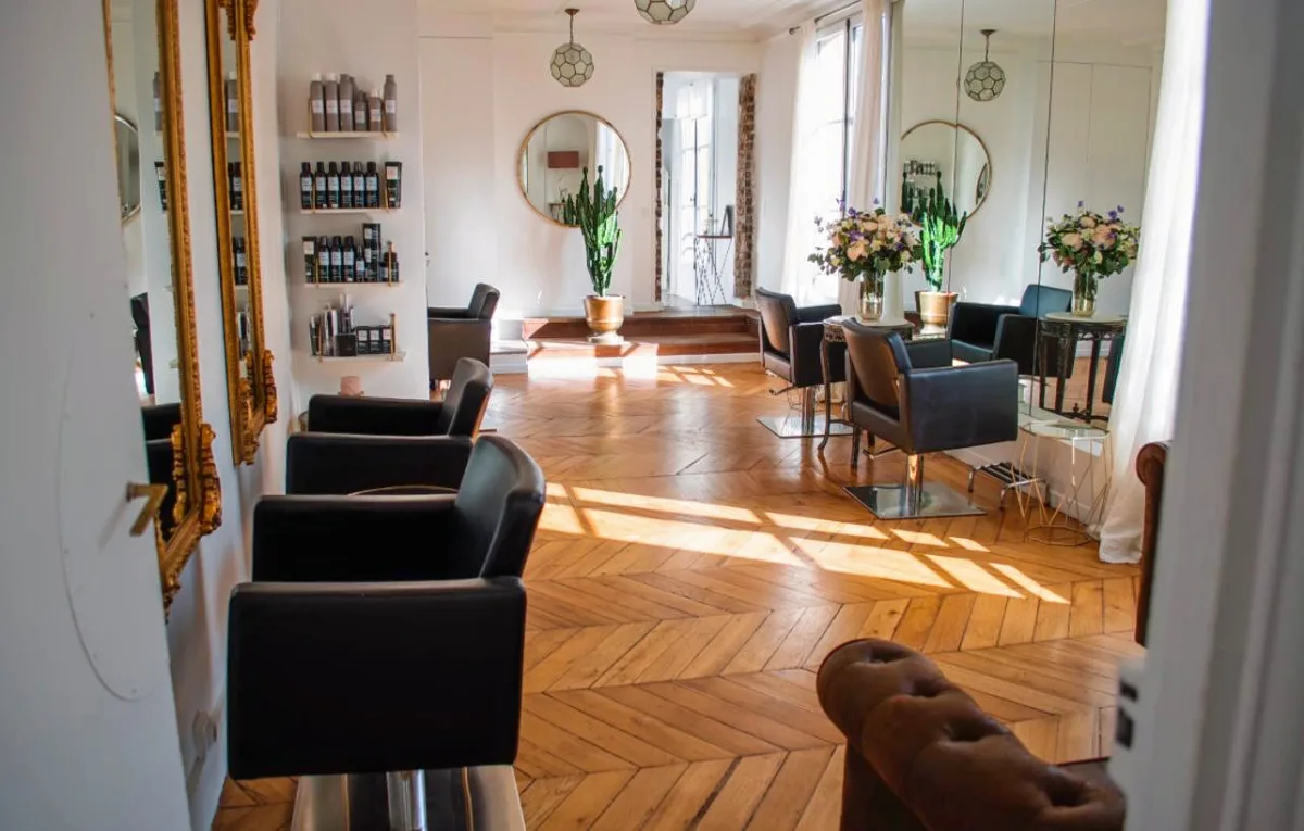 TESSA HAIRARTIST - l’appartement royal