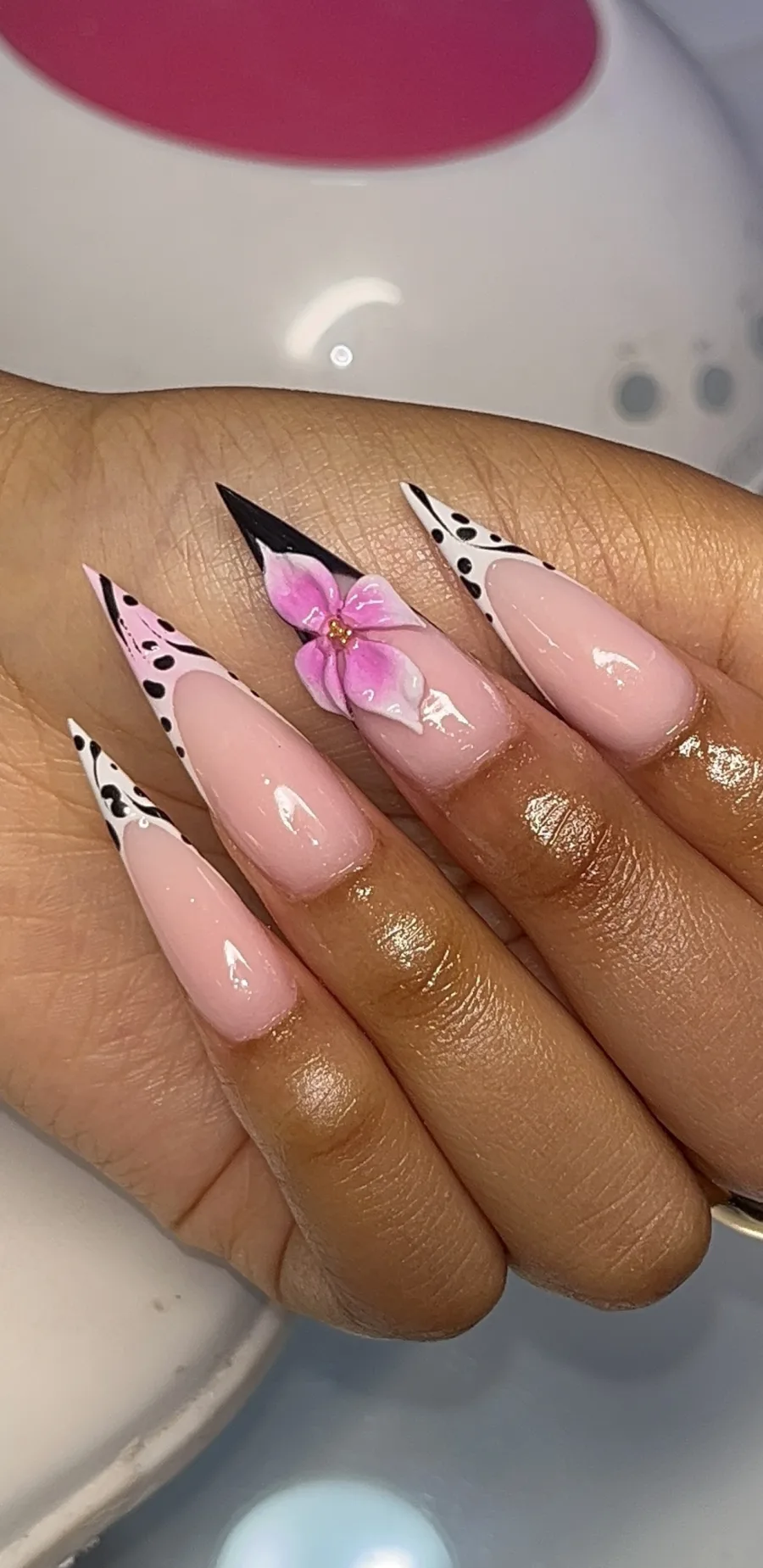 Maenaails  