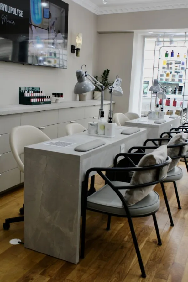 PUR Paris 17 — salon