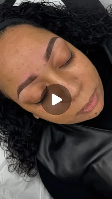 Aurelie BrowQueen